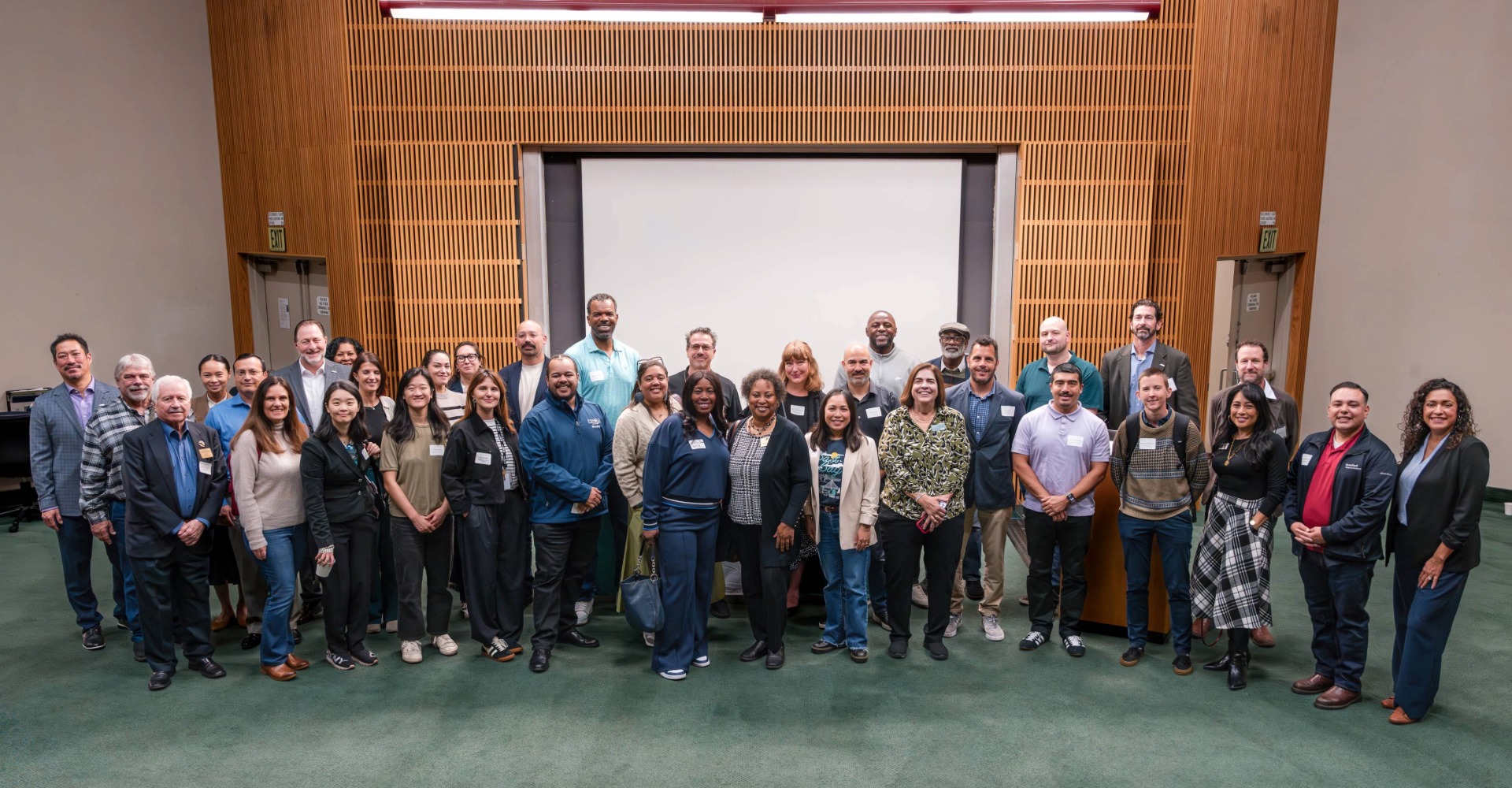 Header photo 3 AC Transit ZEBU